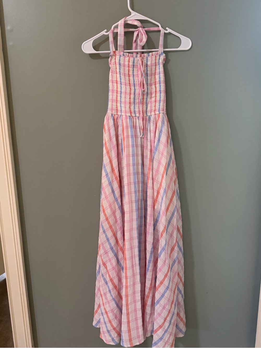 Akaiv Marilyn halter maxi dress features a pastel plaid stripe print medium